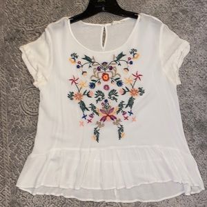 Floral embroidered shirt